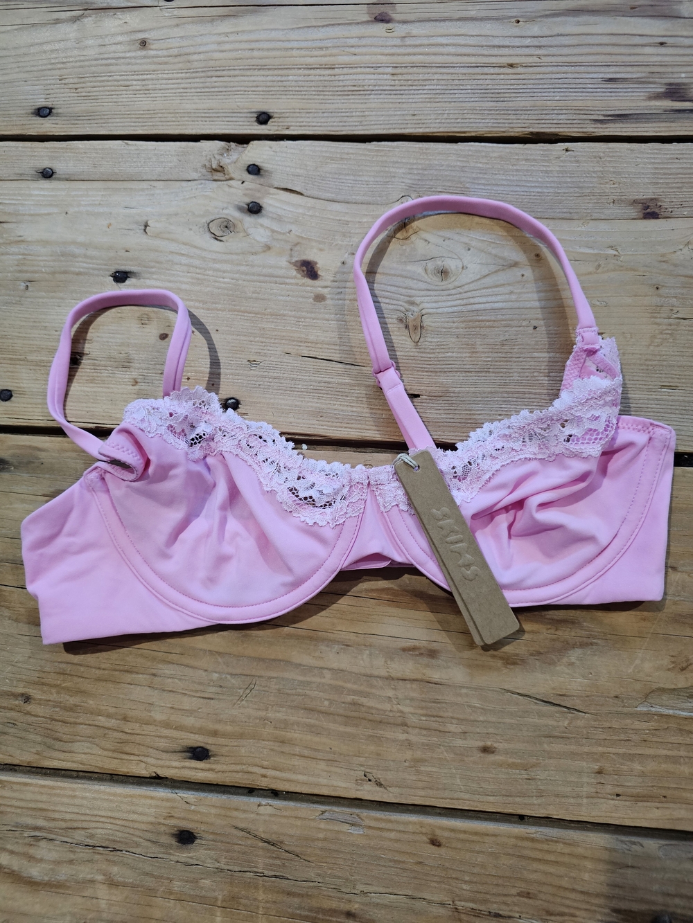 SKIMS Pink Lace Trim Underwire Bra - Light Pink